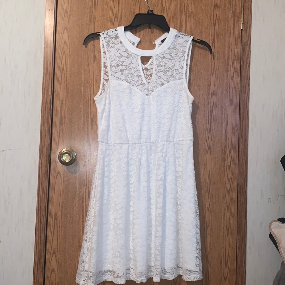 white lace dress